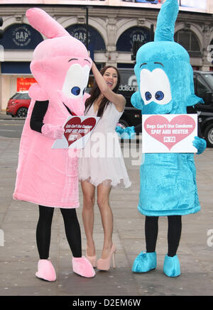 LACEY BANGHARD Modell LACEY BANGHARD PHOTOCALL für PETA LONDON, ENGLAND