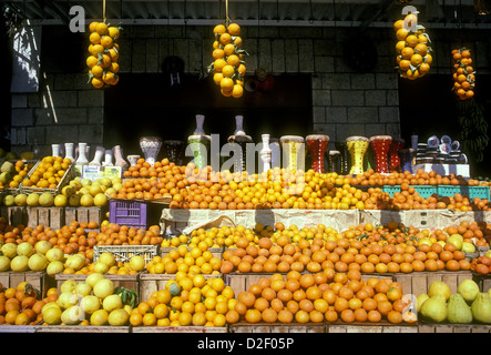 Orange Hersteller, Verkauf von Orangen, Jericho, West Bank, Israel Stockfoto