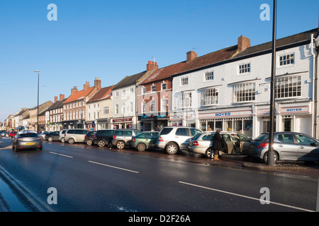 High Street Northallerton North Yorkshire UK an einem klaren Wintertag Stockfoto