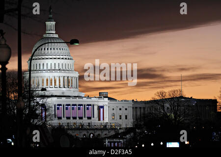 Das Kapitolgebäude bei Sonnenaufgang vor dem 57. Presidential Inauguration 21. Januar 2013 in Washington, DC. Stockfoto