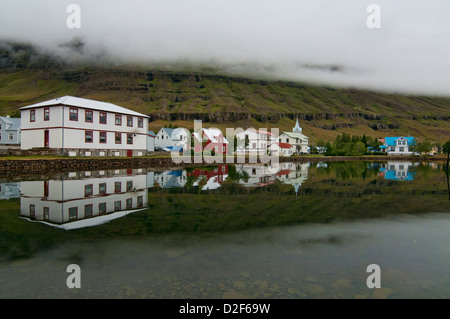 Holz Handwerk zu Hause in Seydisfjordur, Island Stockfoto