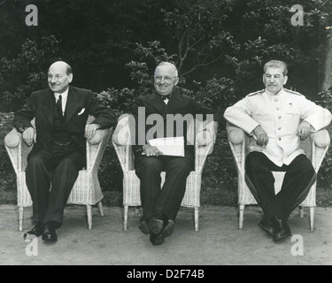 Konferenz von POTSDAM Juli / August 1945. Von links: Clement Attlee, Harry Truman, Joseph Stalin Stockfoto