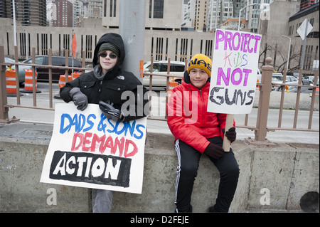1 Million Mütter für Waffenkontrolle Demonstration in New York City am 21. Januar 2013, Waffe und Munition Verschärfungen zu fordern. Stockfoto