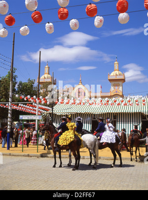 Pferd Parade auf der Feria de Abril de Sevilla (Sevilla April Fair), Sevilla, Provinz Sevilla, Andalusien, Spanien Stockfoto
