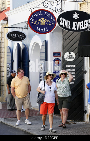 Royal Dane Mall, Hauptstraße / Dronningens Gade, Charlotte Amalie, St. Thomas, Amerikanische Jungferninseln, Karibik Stockfoto