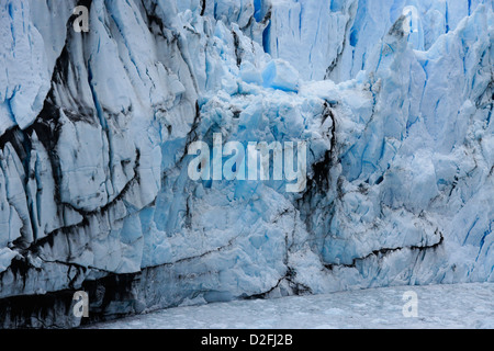 Gletschereis am Fuß der Perito Moreno Gletscher, Nationalpark Los Glaciares, Patagonien, Argentinien Stockfoto