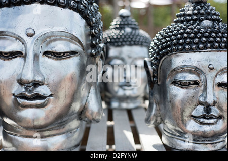 Silber Buddha Köpfe Stockfoto