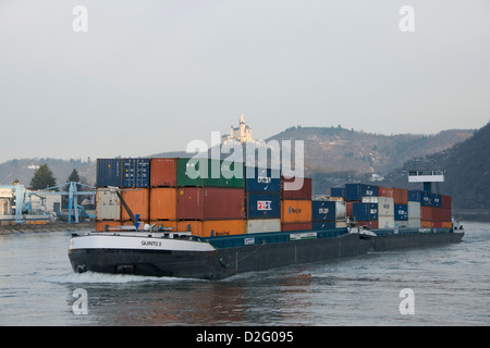 Deutschland, Rheinland, Marksburg. Rhein Blick auf der Marksburg Burg erbaut die Stadt Braubach im Jahr 1117 zu schützen. Stockfoto