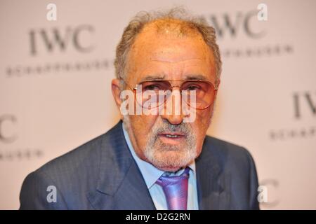 Genf, Schweiz. 22. Januar 2013. Ion Tiriac besucht bei IWC Race Night Dinner in Geneva.The Swiss watch Manufactur feierte seine neue Ingenieur-Kollektion sowie die Partnershipwith der Mercedes AMG Petronas Formula One Team. Foto: Frank Mai / picture Alliance / Alamy Live News Stockfoto