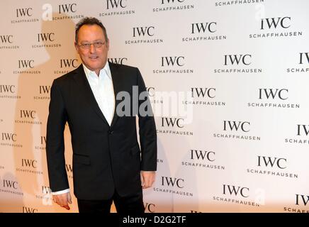 Genf, Schweiz. 22. Januar 2013. Französischen Schauspieler Jean Reno besucht bei IWC Race Night Dinner in Geneva.The Swiss watch Manufactur feierte seine neue Ingenieur-Kollektion sowie die Partnershipwith der Mercedes AMG Petronas Formula One Team. Foto: Frank Mai / picture Alliance / Alamy Live News Stockfoto