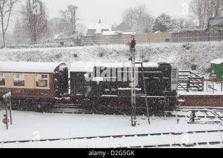 Alresford Bahnhof in den Schnee, Hampshire, England, Vereinigtes Königreich. Stockfoto