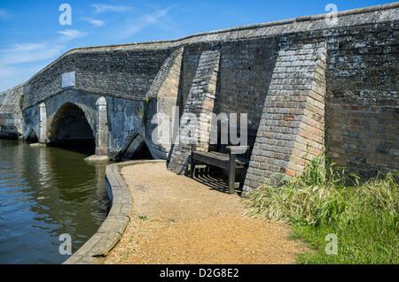 Brücke bei Potter Heigham auf dem Fluß Thurne Norfolk Broads UK Stockfoto