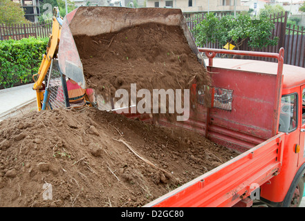 Bagger LKW laden erschossen. Stockfoto