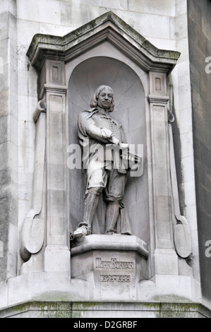 John Bunyan Statue Kingsway Holborn London England Großbritannien Stockfoto