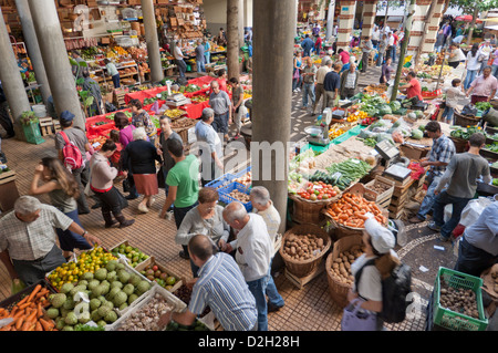 Mercado Dos Lavradores Markthalle für Erzeuger von Obst Insel Funchal Madeira Portugal EU Europa Stockfoto