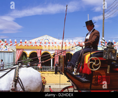 Pferd Kutsche auf der Feria de Abril de Sevilla (Sevilla April Fair), Sevilla, Provinz Sevilla, Andalusien, Spanien Stockfoto