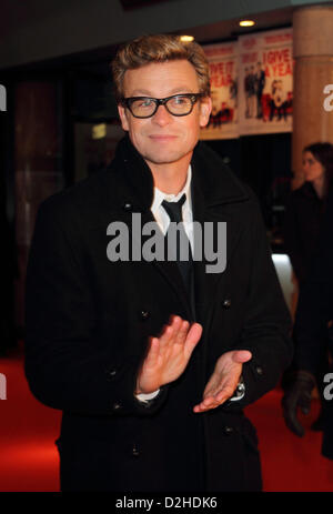 Simon Baker bei der Europäischen Premiere von "Ich gebe es ein Jahr" bei Vue West End, Leicester Square, London - 24. Januar 2013 Foto von Keith Mayhew/Alamy live-Nachrichten. Stockfoto