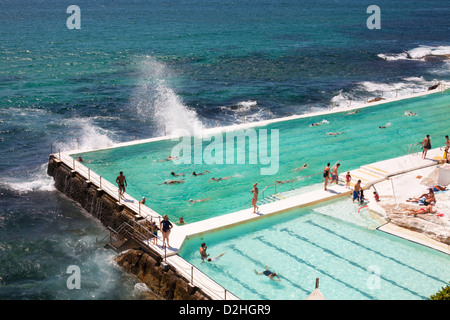 Bondi Icebergs Club Schwimmbad am Rande des Bondi Beach Sydney Australia Stockfoto