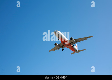 Jetstar Airways Airbus A320-232 VH VQK im Endanflug nach Maskottchen Flughafen Sydney Australien Stockfoto