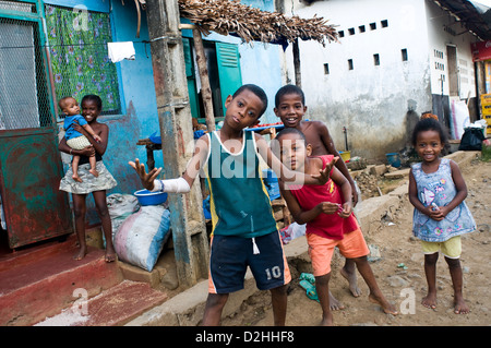 Kinder auf der Straße, Hell-Ville, Hell-Ville, nosy-werden, Madagaskar Stockfoto