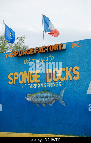 Der Schwamm Factory Willkommensschild in Tarpon Springs, Florida Stockfoto