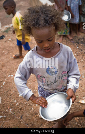 Flüchtlinge aus dem nördlichen Teil von Mali in einem Lager in Burkina Faso im Juni 2012 Stockfoto