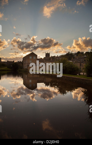 Der Kanal-Becken und Rochdale Kanal, Sowerby Bridge, Calderdale, West Yorkshire Stockfoto