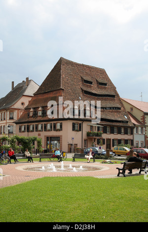 Wissembourg, Frankreich, das Salzhaus in der Altstadt Stockfoto