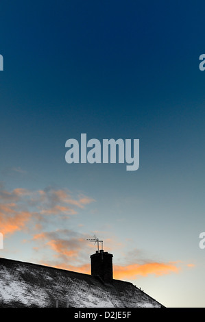 Winter-Sonnenuntergang über einem Nottingham Wohnsiedlung England uk Stockfoto