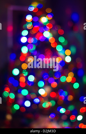 Ein Out-of-Focus-Weihnachtsbaum Stockfoto