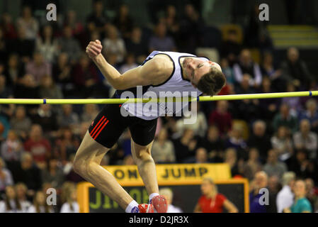 Glasgow, Vereinigtes Königreich. 26. Januar 2013. Allan Smith GBR Großbritannien 26.01.2013 britischen Leichtathletik Glasgow Länderspiel Emirates Arena Credit: ALAN OLIVER / Alamy Live News Stockfoto