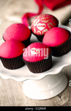 Cupcakes für Valentinstag Stockfoto