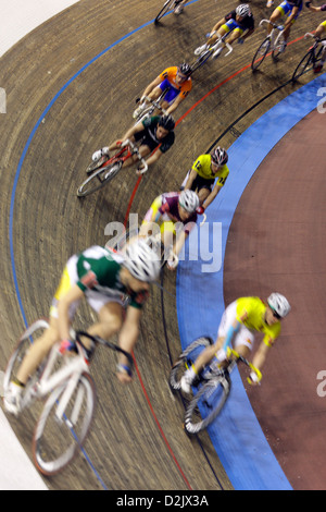 Berlin, Deutschland, der 99. Radfahrer Sechstagerennen im Velodrom Stockfoto