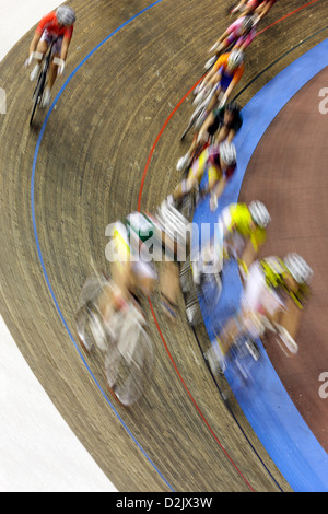 Berlin, Deutschland, der 99. Radfahrer Sechstagerennen im Velodrom Stockfoto