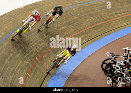 Berlin, Deutschland, der 99. Radfahrer Sechstagerennen im Velodrom Stockfoto