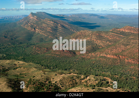 Einen tollen Blick auf die majestätischen Wilpena Pound in den Flinders Ranges National Park Stockfoto