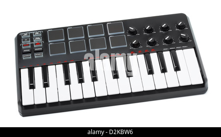 Digital MIDI-Keyboard isoliert auf weißem Hintergrund Stockfoto