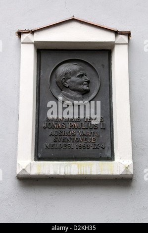 Papst Johannes Paul ll Wandtafel in Vilnius Stockfoto