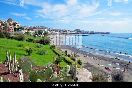 Ein Blick vom Playa Fanabe Blick in Richtung Torviscas auf der Insel Teneriffa Stockfoto