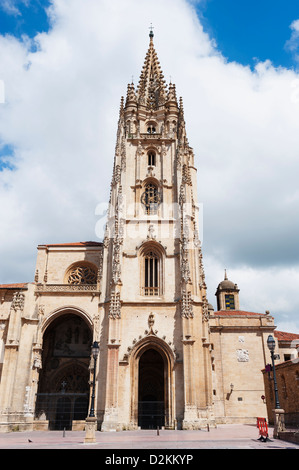 San Salvador Kathedrale am Plaza de Alfonso el Casto, Oviedo, Asturien, Spanien Stockfoto