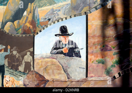 Lone Pine-Wand-Wandbilder, die Darstellung der Geschichte der westlichen Filmindustrie Stockfoto