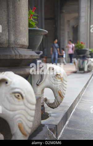 Elefantenstatuen Chen Clan Academy, Guangzhou, Guangdong, China Stockfoto