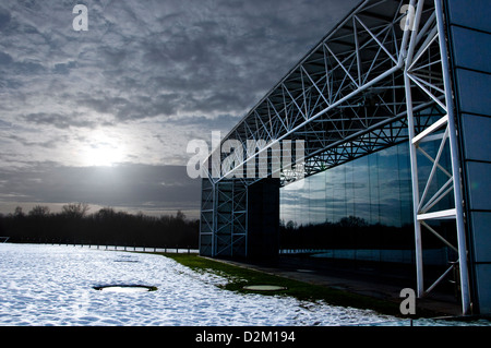 Sainsbury Centre for Visual Arts im Schnee Stockfoto