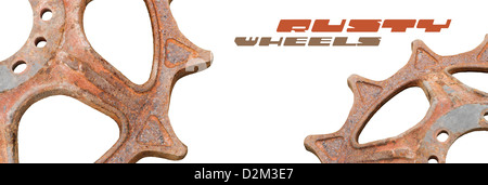 Banner mit rostigen Rädern isoliert auf weißem Hintergrund Stockfoto