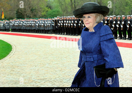 Königin BEATRIX der Niederlande ABDANKUNG Datei PIX: Königin BEATRIX der Niederlande von den am 12. April 2011 in Berlin. Stockfoto