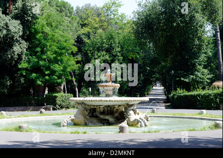 Rom. Italien. Im 17. Jahrhundert Fontana dei Cavalli Marini (der Seepferdchen-Brunnen). Gärten der Villa Borghese. Stockfoto