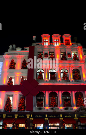 Weihnachts-Dekorationen auf die Cartier-aufbauend auf der Bond Street, London, England, Vereinigtes Königreich, Europa Stockfoto