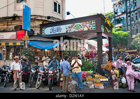 Mondegar Cafe Bar Pub Fort Mumbai (Bombay) Colaba Indien Stockfoto