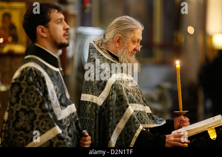 Russisch-orthodoxe Masse, Kasaner Kathedrale, St. Petersburg, Russland, Europa Stockfoto