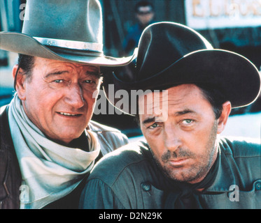 EL DORADO 1966 Paramount Film mit John Wayne auf der linken Seite und Robert Mitchum Stockfoto